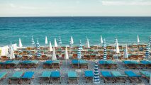 2-la Plage de l'Hôtel Amour L'été à la plage sur la Côte d'Azur/ Plume Voyage Webzine @plumevoyage #plumevoyage © DR