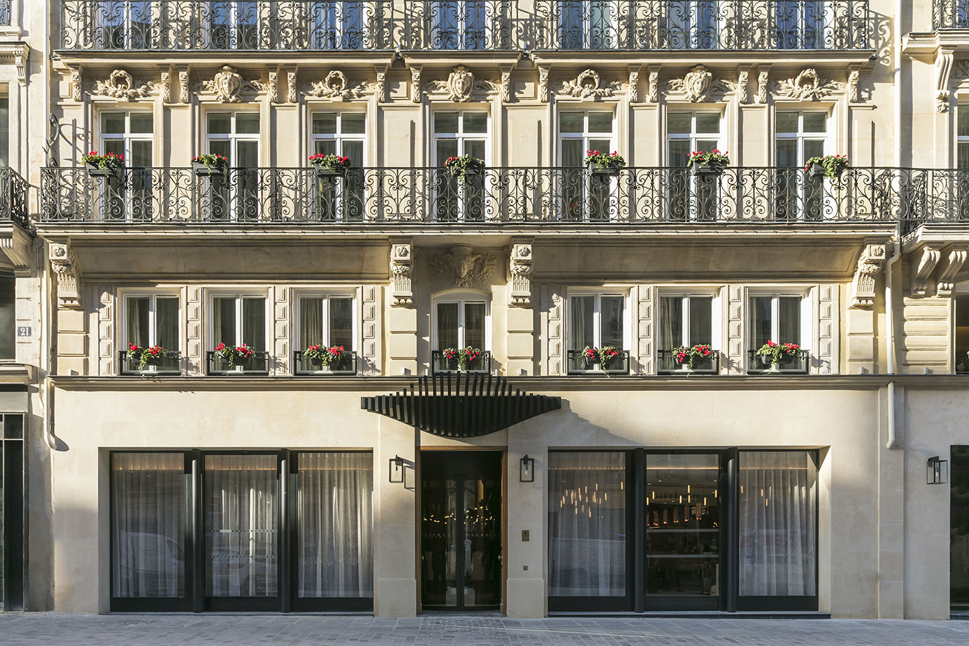 Façade de l'Hôtel Maison Albar Paris Céline. mars 2017 PLUMEVOYAGE @plumevoyagemagazine © Jérome Galland