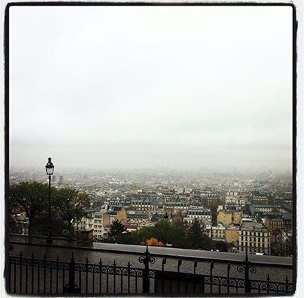 Montmartre au petit matin. Le city break parisien de Laurence Gounel pour Plume Voyage mars 2016. @plumevoyagemagazine © Laurence Gounel